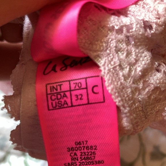 2 for $25 La Senza pink lace bra 32C - Picture 4 of 4